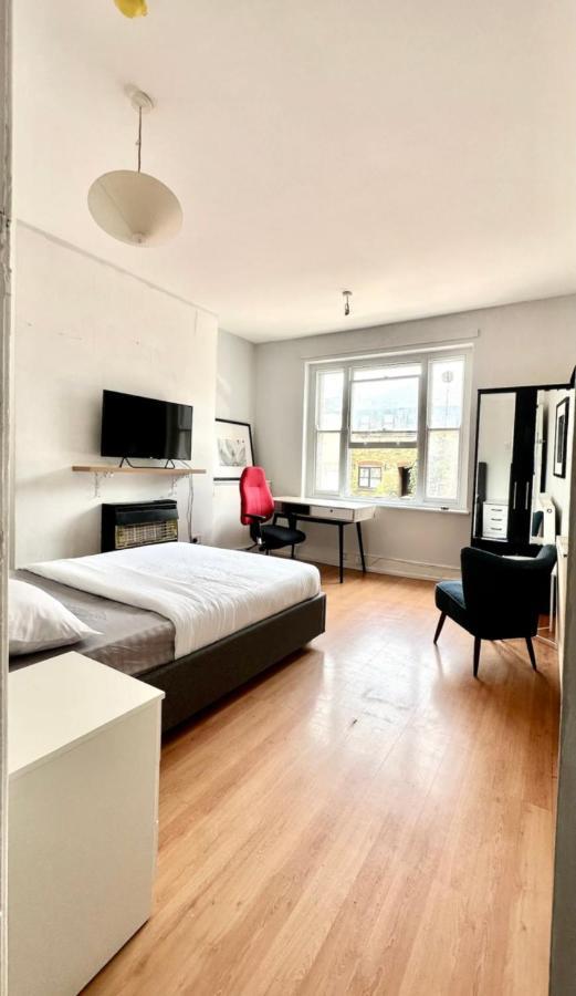 Whitechapel Station Rooms London Ngoại thất bức ảnh